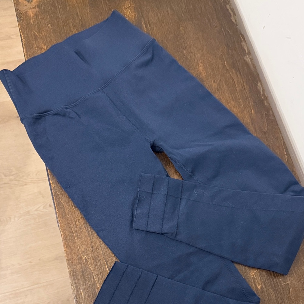 Fabletics Navy Blue High-Waisted sculpting Leggings